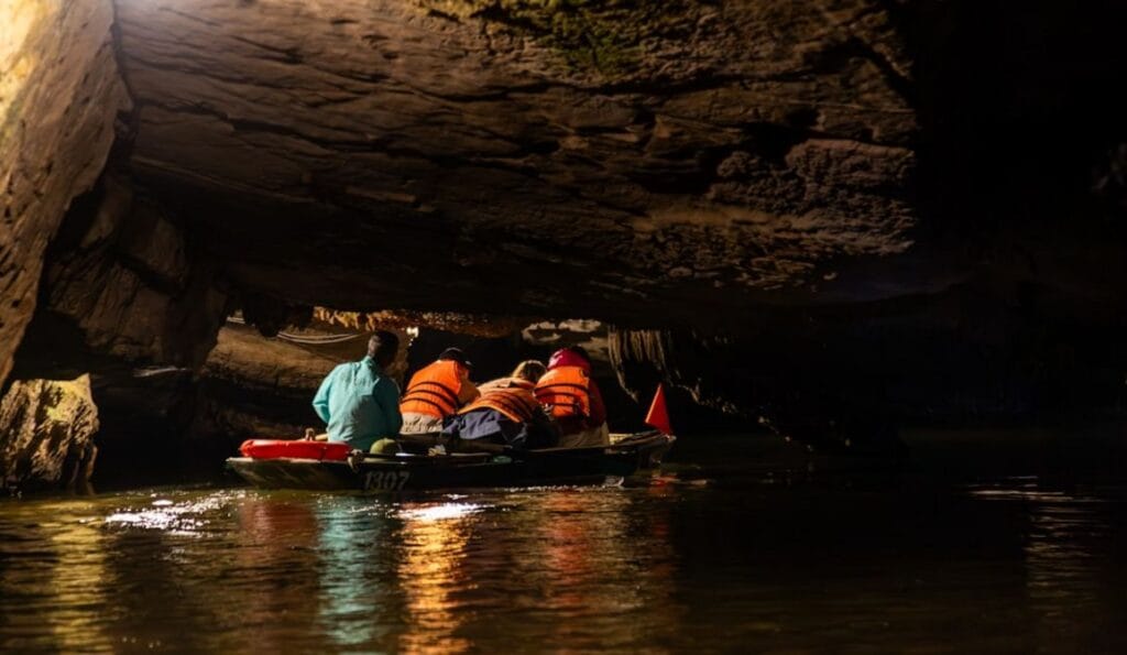 Top 7 imprescindibles: cosas que hacer en el Cueva Son Doong 1 -Cueva Son Doong Vietnam