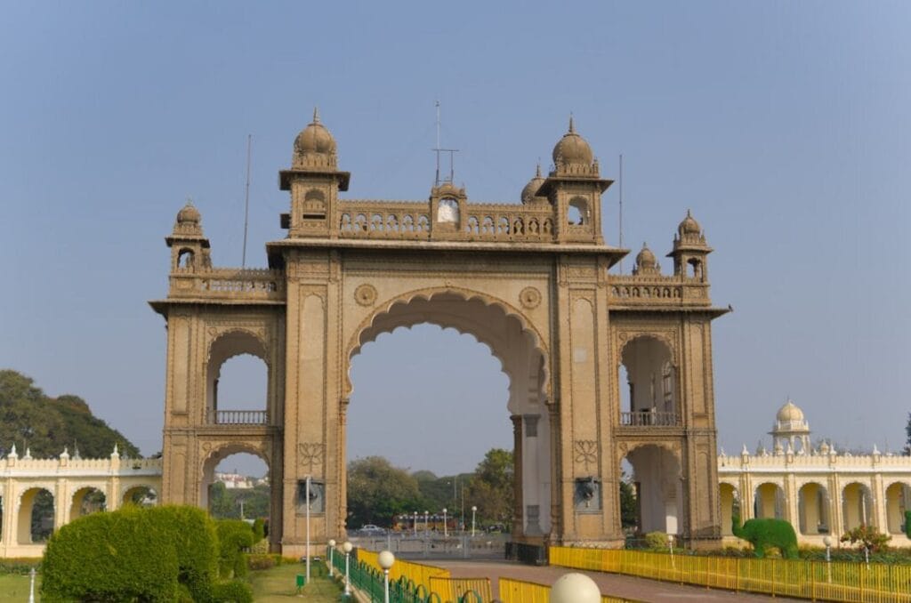 Palacio de Mysore en Mysore: Aspectos destacados y trucos 1 -Palacio de Mysorepalacio-mysoreMysore