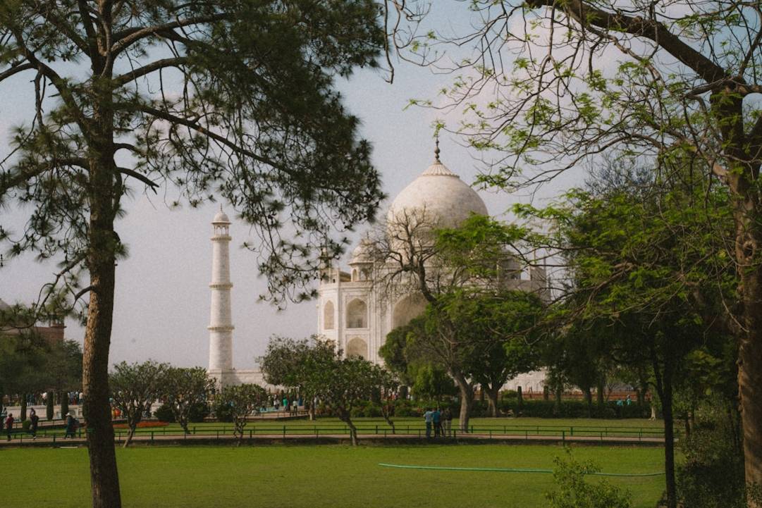 Taj Mahaltaj-mahalAgra overview