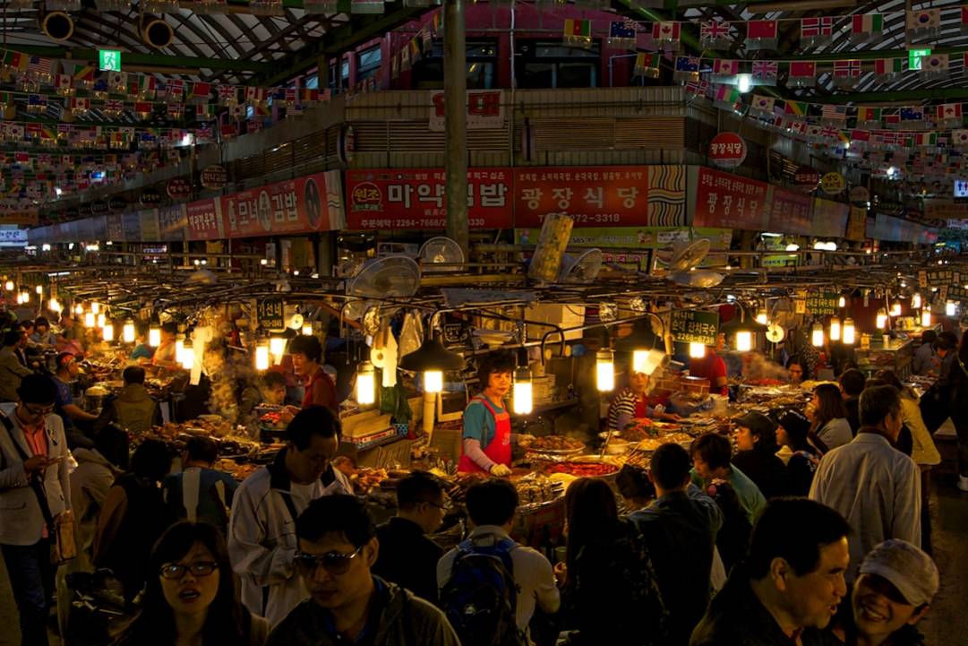 Mercado Gwangjang: Un festín para los sentidos Mercado Gwangjang: Un festín para los sentidos