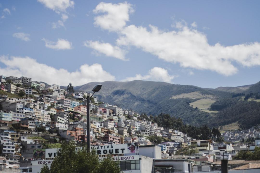 accommodation Colombia vs Ecuador