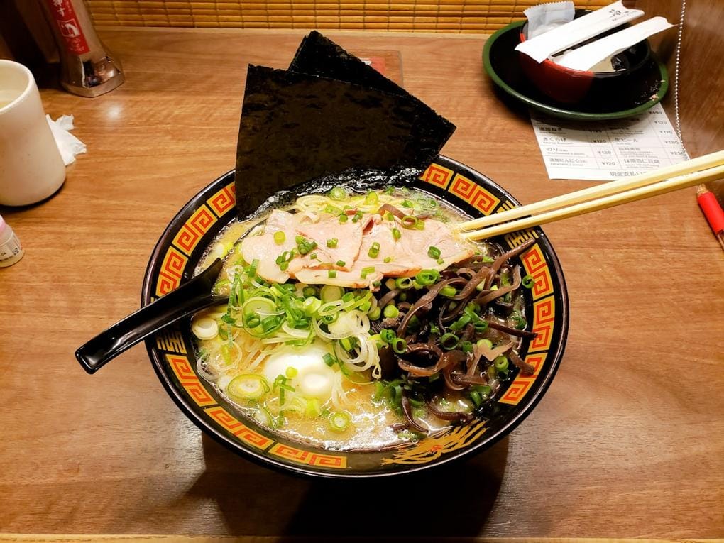 food in Japón and Vietnam