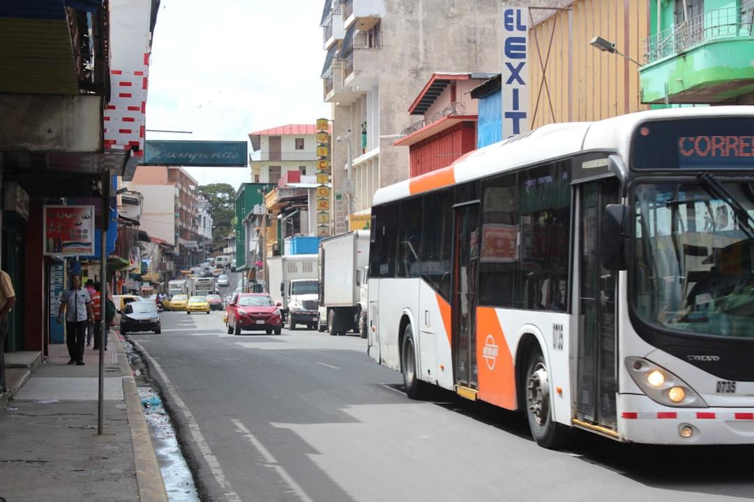 transport in Panamá and Ecuador