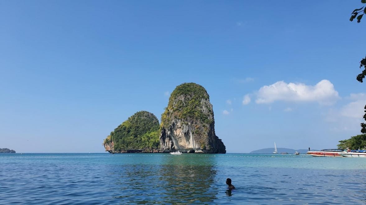 nature Tailandia vs Malasia