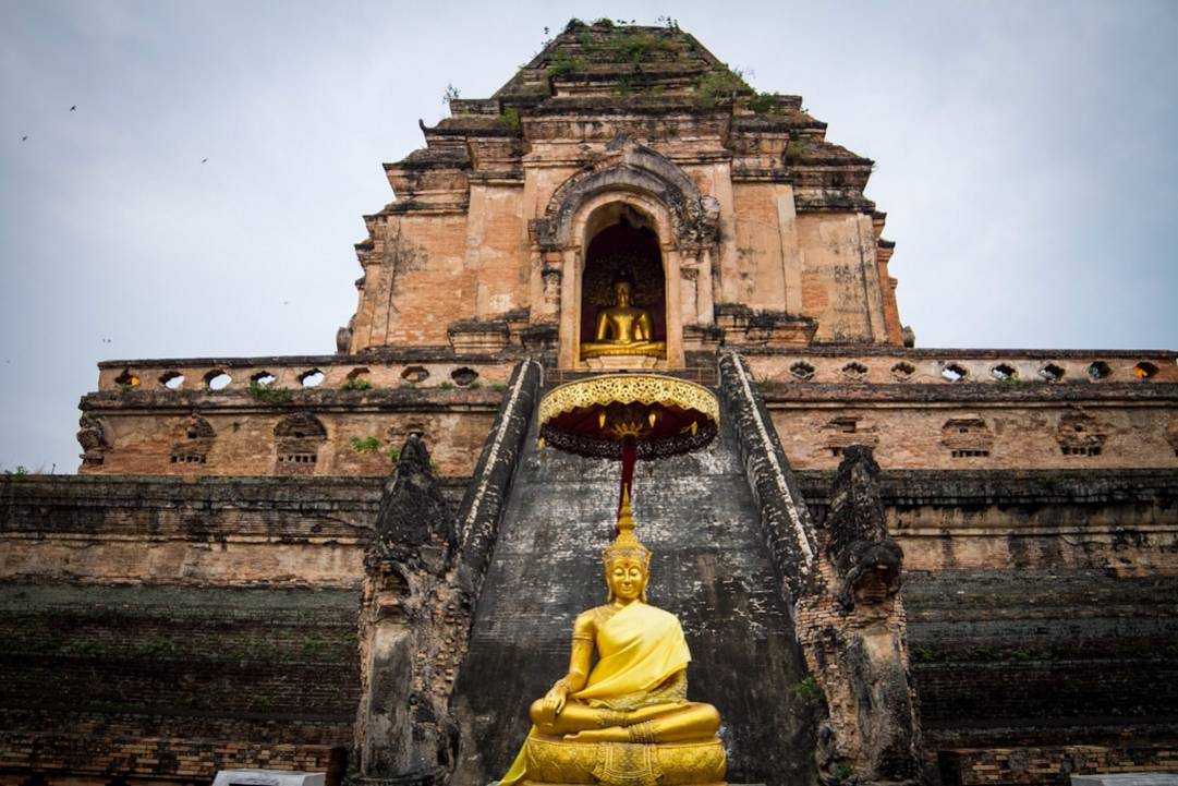 Wat Chedi Luang en Chiang Mai: Aspectos destacados y trucos 3 Wat Chedi Luangwat-chedi-luangChiang Mai overview