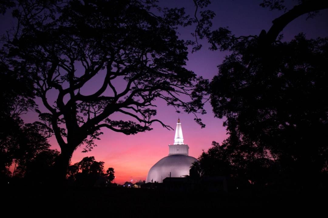 Mihintalemihintale-sacred-mountainAnuradhapura details