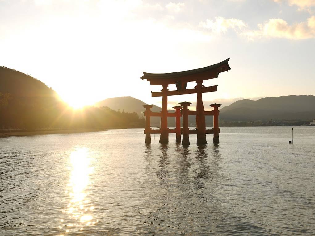 Santuario de Itsukushimaitsukushima-shrineMiyajima overview