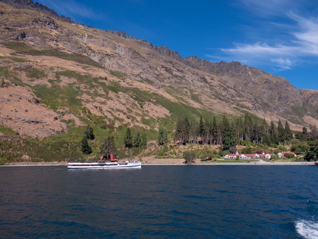 Queenstown barrios