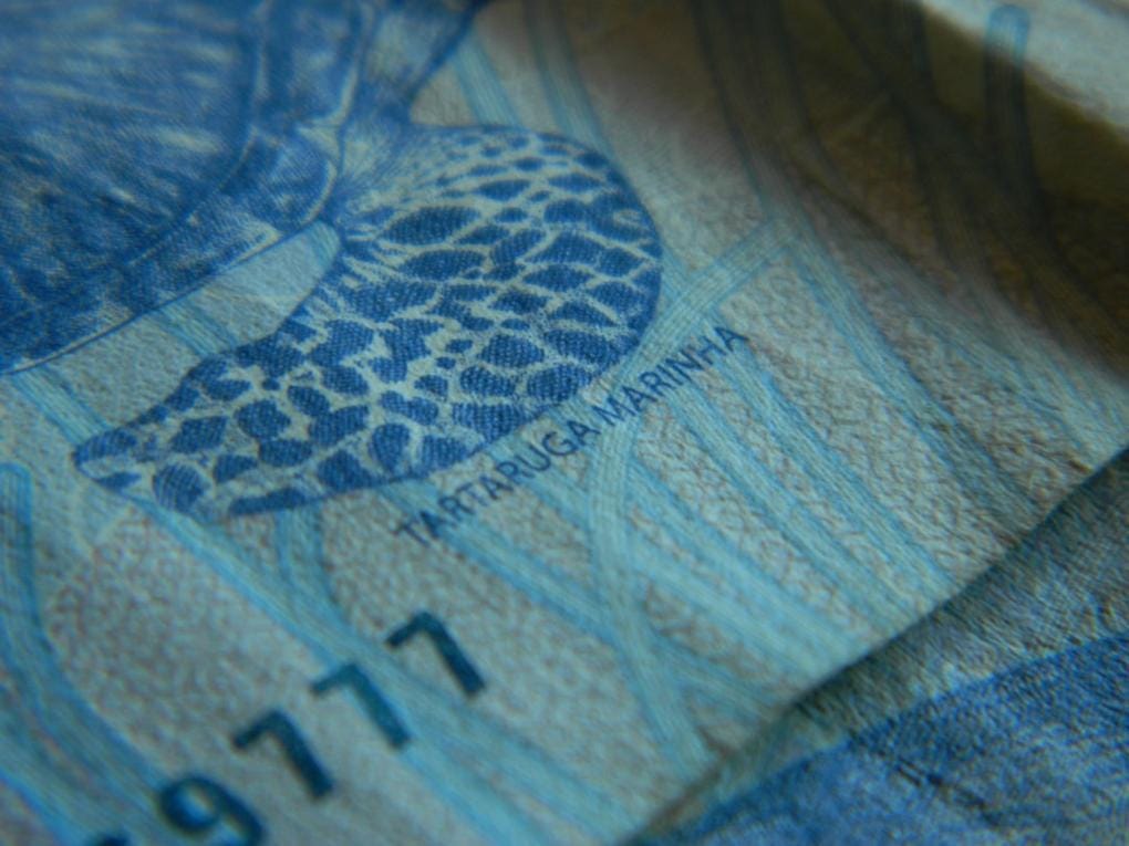 Suriname currency: SRD vs USD en Paramaribo y la selva 1 Elementos de seguridad de los billetes en Suriname