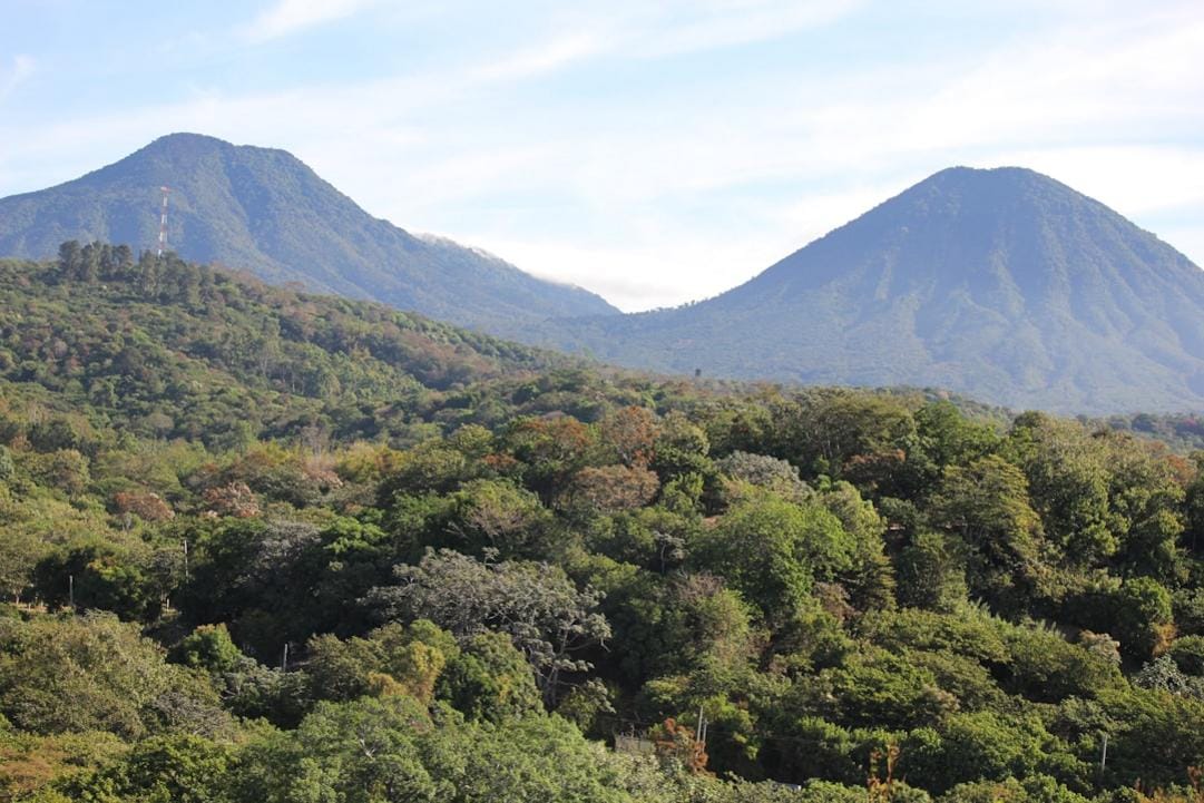 El Salvador — October