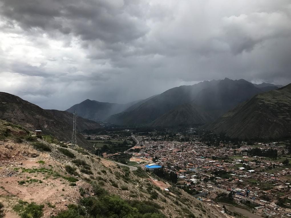 Perú — February